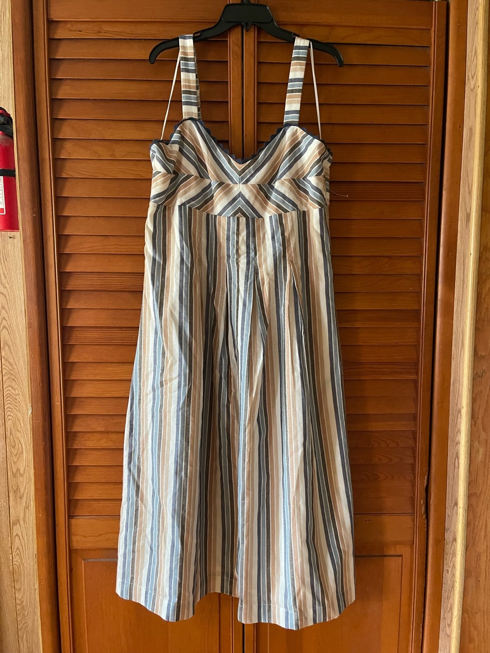 Adelyn Rae Striped Scallop-Trim Midi Dress. Size L Women #562